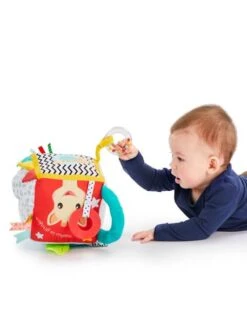 Grand Cube D'Activités Sophie La Girafe - VULLI Multicolore - Sophie La Girafe 13 Grand Cube D'Activités Sophie La Girafe - VULLI Multicolore - Sophie La Girafe -Produits Pour Bébé grand cube dactivites sophie la girafe vulli 5