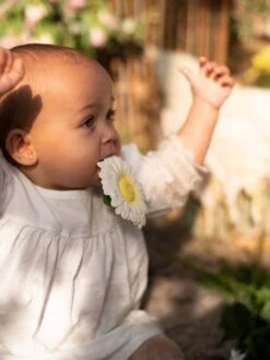 Margarita La Marguerite - OLI & CAROL Blanc - Oli Et Carol -Produits Pour Bébé margarita la marguerite oli carol 3