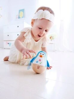 Pingouin Culbuto Musical HAPE Bleu - Hape -Produits Pour Bébé pingouin culbuto musical hape 2