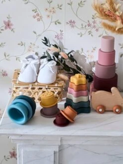 Pyramide D'étoiles à Empiler En Silicone Multicolor - Vertbaudet -Produits Pour Bébé pyramide detoiles a empiler en silicone 3